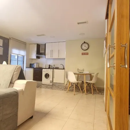 Loft Azahar Y Loft Begonia Apartman